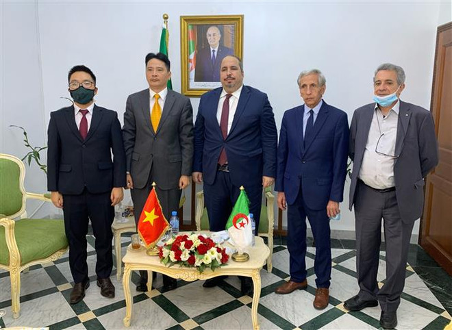 Tăng cường hợp tác giữa Đảng Cộng sản Việt Nam và Đảng FLN Algeria ảnh 1
