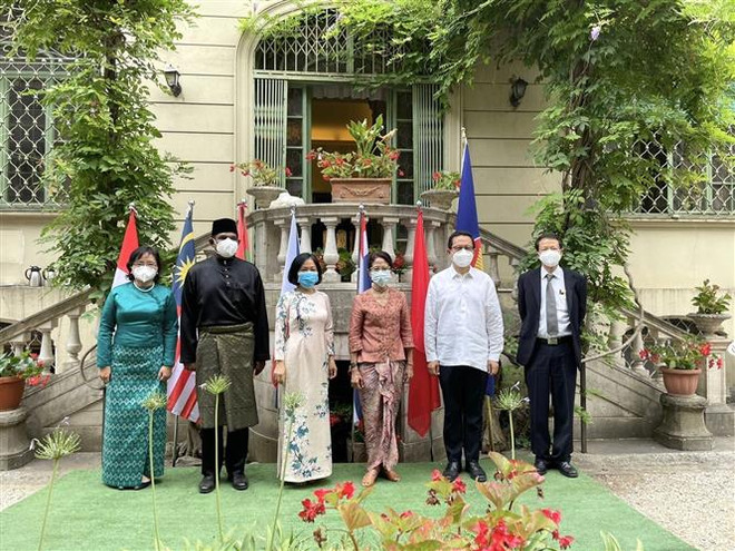 Long trọng lễ kỷ niệm 54 năm Ngày thành lập ASEAN tại Italy ảnh 1