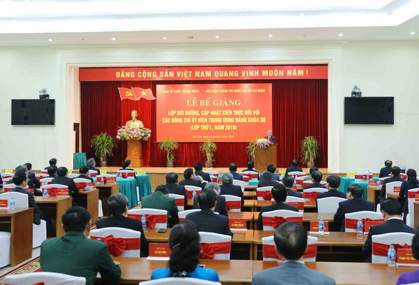 Bế giảng Lớp bồi dưỡng cho các Ủy viên BCH Trung ương Khóa XII ảnh 3