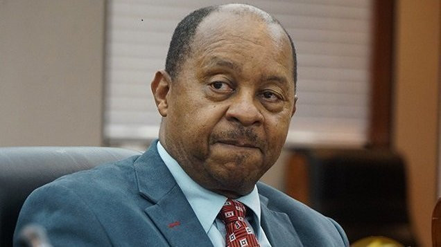 Zimbabwe bắt Bộ trưởng Y tế do bê bối mua thiết bị chống dịch COVID-19 ảnh 1