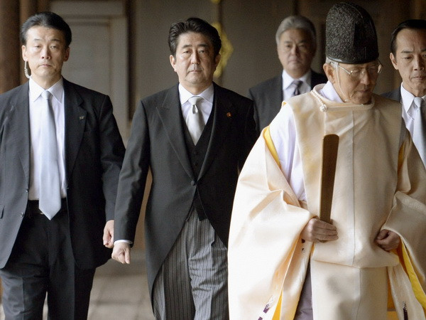 Hàn tiếp tục chỉ trích lãnh đạo Nhật thăm đền Yasukuni ảnh 1