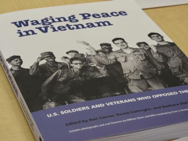 Giáo sư Mỹ trải lòng về "làn sóng hòa bình" ở Việt Nam ảnh 2