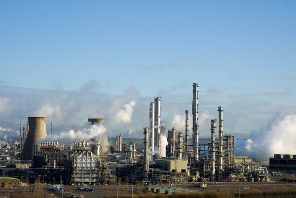 Scotland: Sơ tán khẩn cấp do nghi rò rỉ khí tại nhà máy lọc dầu ảnh 1