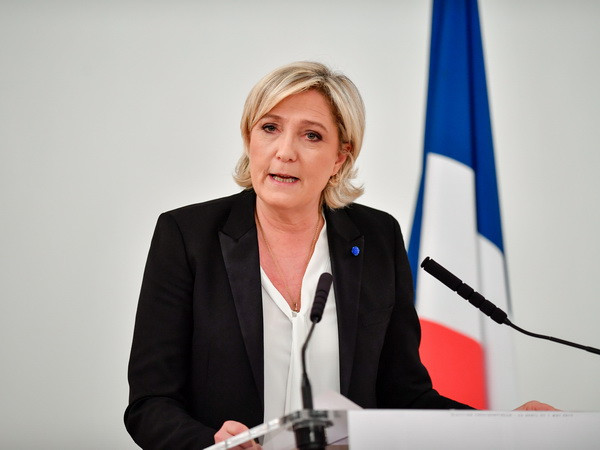 Ứng cử viên tổng thống Pháp Marine Le Pen bị tố đạo văn ảnh 1