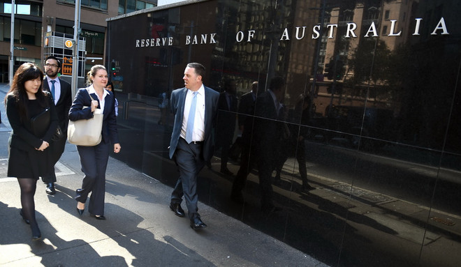 Ngân hàng trung ương Australia hạ lãi suất thấp kỷ lục ảnh 1