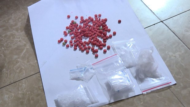 Bắt quả tang đối tượng mua bán trái phép khoảng 1kg ma túy tổng hợp ảnh 1