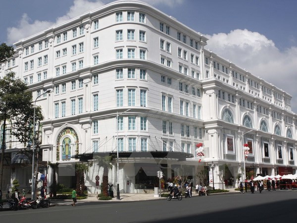 Tòa nhà Vincom Center A. (Ảnh: Hoàng Hải/TTXVN) Công suất thuê văn phòng ở TP Hồ Chí Minh đạt mức cao kỷ lục ảnh 1
