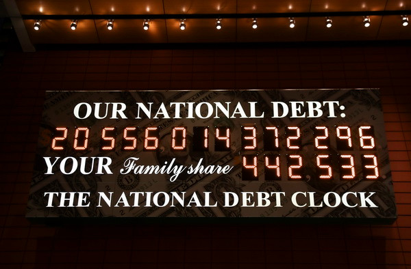 Quốc hội Mỹ thông qua ngân sách ngắn hạn tránh chính phủ đóng cửa ảnh 1