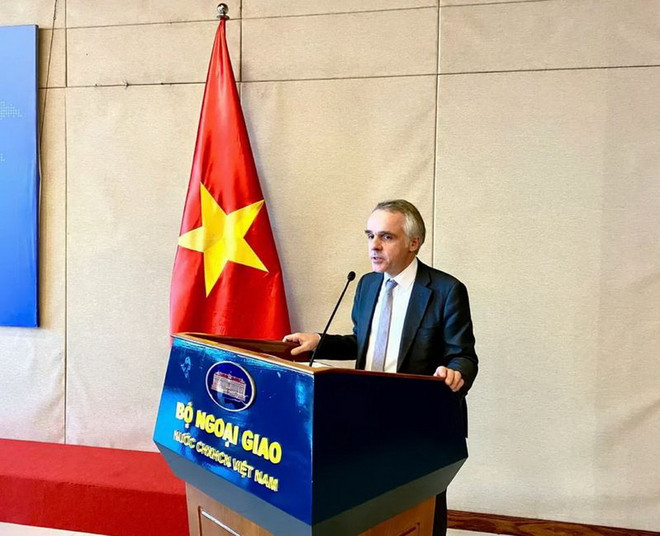 ong Benoit Guidee.JPG