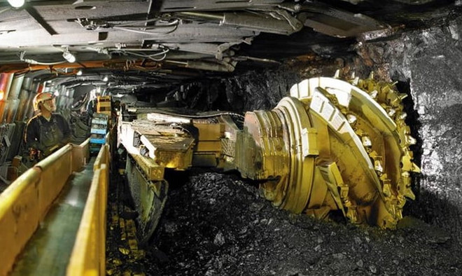 Anh phê duyệt dự án khai thác than đầu tiên sau 30 năm ảnh 1