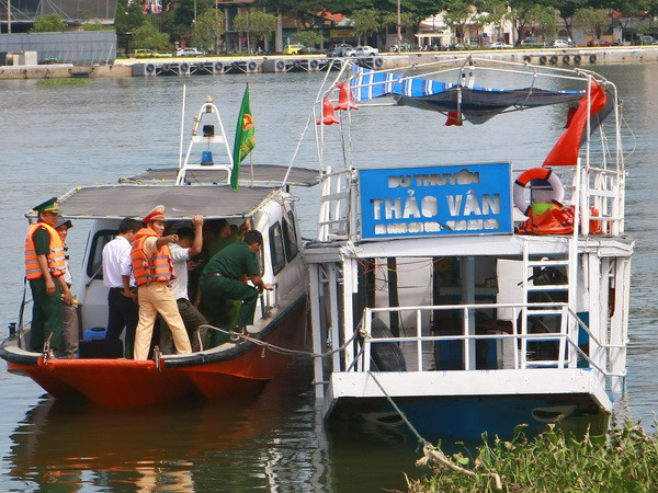 Bảo Việt tạm ứng bồi thường các nạn nhân vụ chìm tàu trên sông Hàn ảnh 1