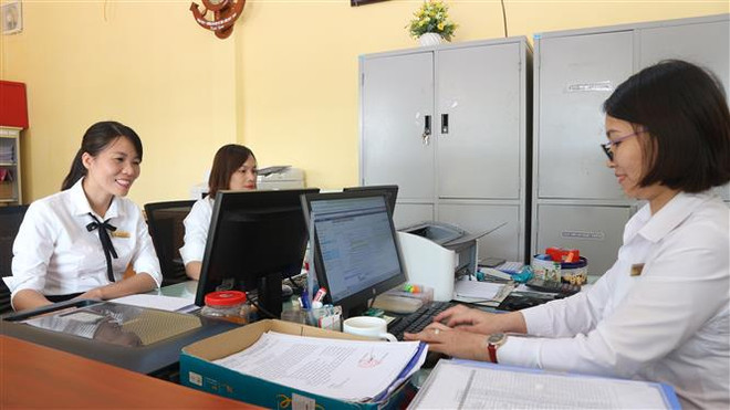 Hà Tĩnh: Độc đáo mô hình hành chính “một cửa” ở Trường THPT Cẩm Bình ảnh 2