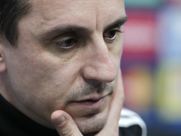 Huấn luyện viên Gary Neville vẫn chưa biết đến chiến thắng ảnh 1