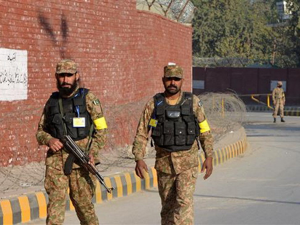 Tòa án quân sự Pakistan kết án tử hình 9 phần tử khủng bố ảnh 1