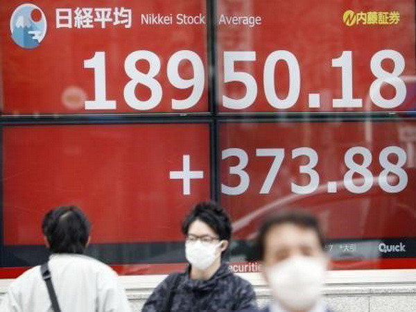 Thị trường chứng khoán châu Á phần lớn đi xuống trong phiên 7/5 ảnh 1