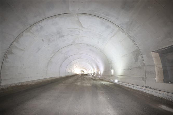 Cao tốc Nha Trang-Cam Lâm sẽ kịp vận hành kỹ thuật vào tháng 6 tới ảnh 1