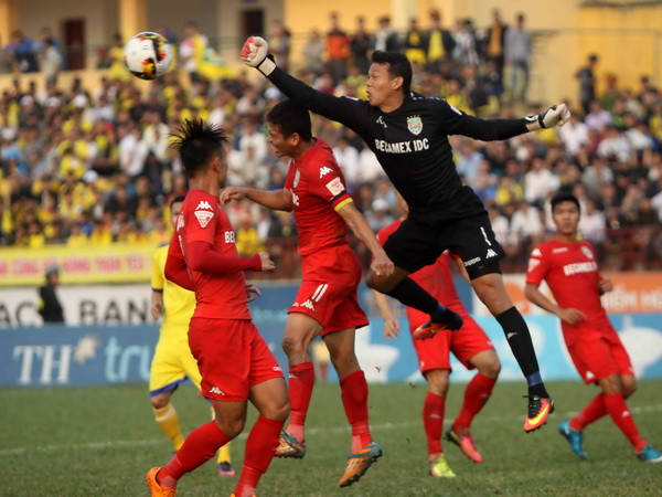 Thắng Thành phố Hồ Chí Minh, Bình Dương có 3 điểm trên sân nhà ảnh 1