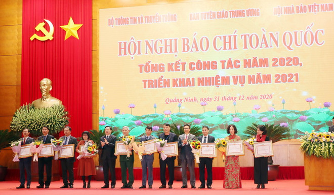 Báo chí đóng góp tích cực vào sự phát triển của đất nước ảnh 2