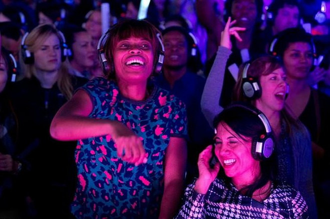 WHO và ITU đưa ra bộ quy chuẩn mới về an toàn âm lượng ảnh 1