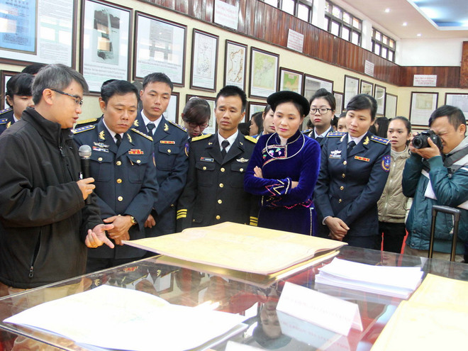 Trưng bày bằng chứng lịch sử về Hoàng Sa, Trường Sa tại Cao Bằng ảnh 1