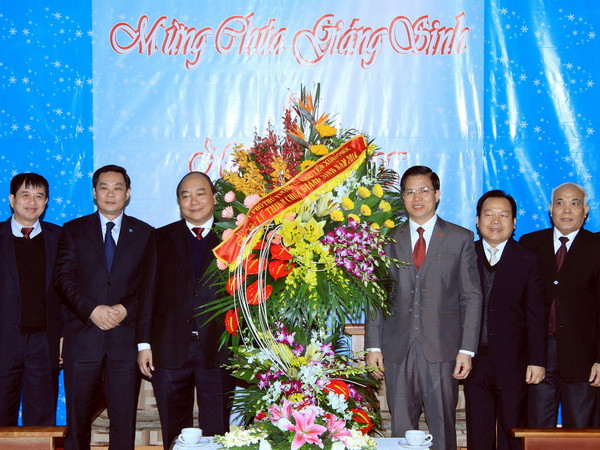 Phó Thủ tướng thăm Hội thánh Tin Lành, Tổng Giáo phận Hà Nội ảnh 1