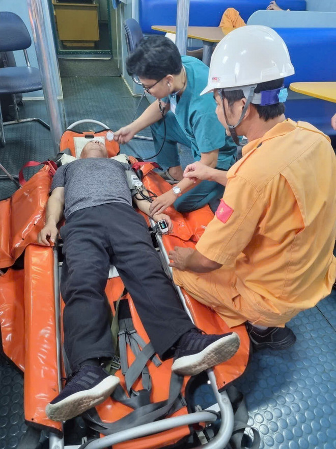 ttxvn_thuyen vien dot quy (2).jpg