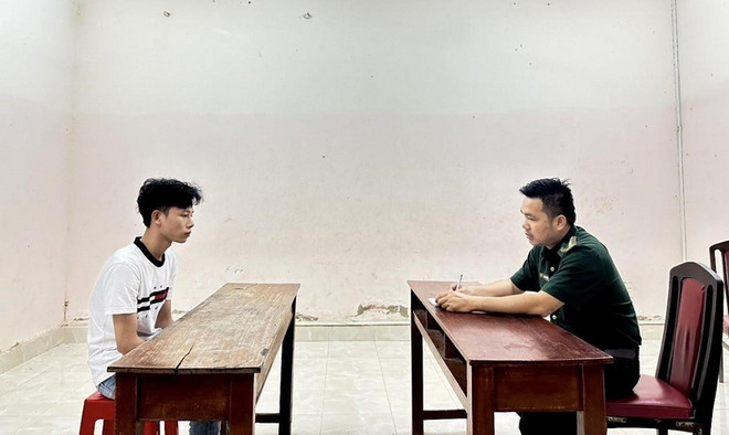 Đồn Biên phòng Cửa khẩu Quốc tế Mộc Bài bắt đối tượng bị truy nã ảnh 1