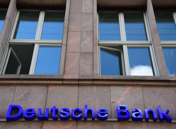 Deutsche Bank nhận án phạt 205 triệu USD vì thao túng thị trường ảnh 1