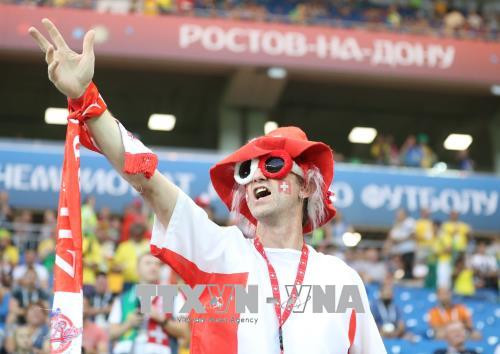 World Cup: Cổ động viên đặt nhầm khách sạn cách điểm đến 1.300km ảnh 1