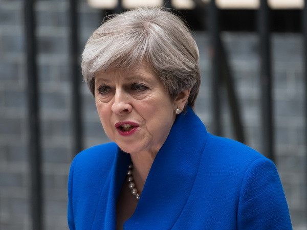 Thủ tướng Anh Theresa May tại Nhà số 10 phố Downing. (Nguồn: THX/TTXVN) Tiến trình Brexit: Anh sẽ chính thức rời EU vào tháng 3/2019 ảnh 1