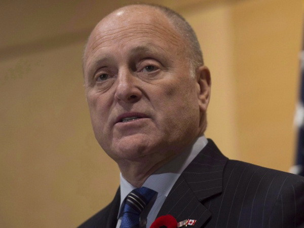 Đại sứ Mỹ tại Canada Bruce Heyman công bố quyết định từ chức ảnh 1