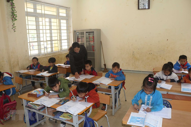 Truy thu phụ cấp của 700 giáo viên ở Đắk Nông: Tạm dừng để rà soát ảnh 2