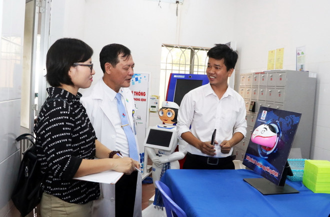 Robot cô Tấm mang “chất lính” trong hành trình y tế thông minh ảnh 4