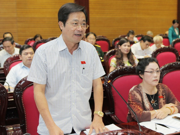 Quốc hội nhất trí thông qua Luật bảo vệ môi trường (sửa đổi) ảnh 1