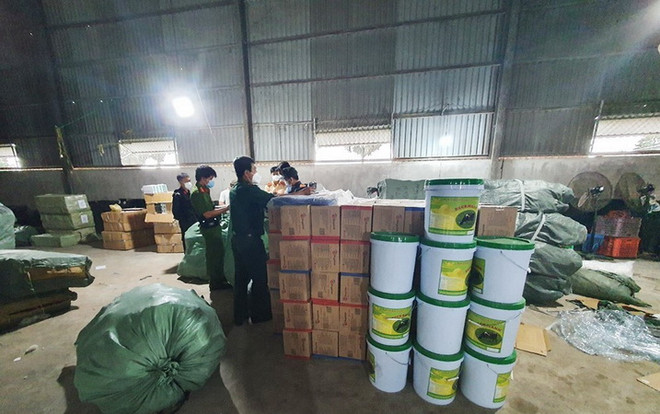 An Giang: Liên tiếp bắt giữ số lượng lớn hàng hóa không rõ nguồn gốc ảnh 1