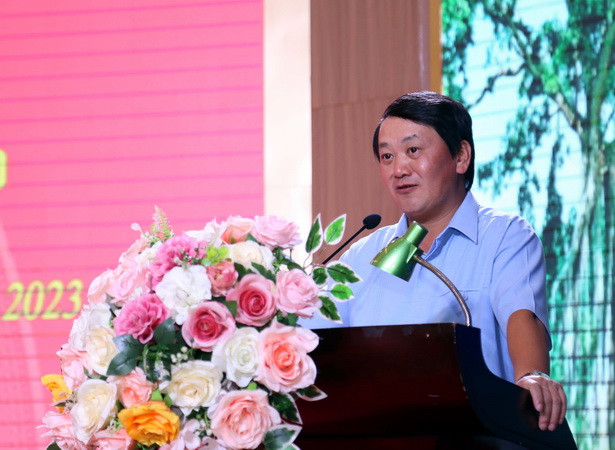 Bộ trưởng, Chủ nhiệm Ủy ban Dân tộc Hầu A Lềnh. (Ảnh: Quang Cường/TTXVN) Thách thức và cơ hội thoát nghèo ở đồng bào thiểu số và miền núi ảnh 1