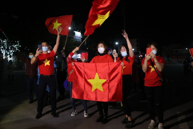 Hải Dương: Ghi nhận ngày đầu chuyển trạng thái mới sau khi hết cách ly ảnh 1