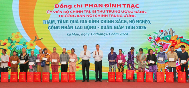 ttxvn-1901-phan-dinh-trac-ca-mau2-202.jpg
