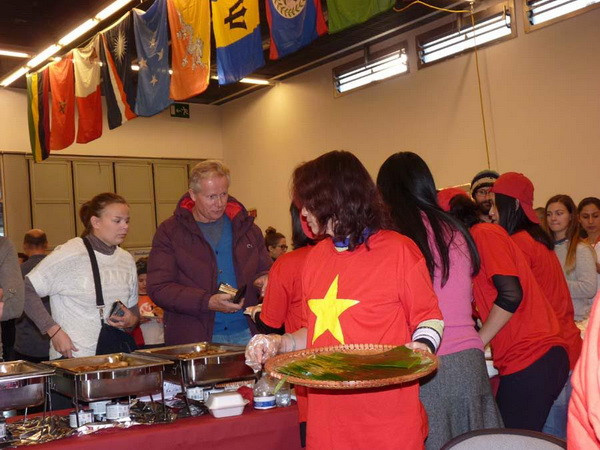 Ẩm thực Việt chinh phục khách hàng tại Hội chợ quốc tế Bazaar ảnh 2