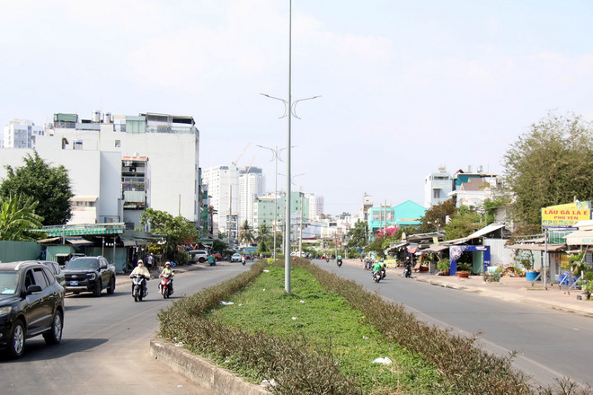 Khu vực điểm đầu dự án cầu đường Nguyễn Khoái. (Ảnh: Tiến Lực/TTXVN) ttxvn_1309_cau duong nguyen khoai (2).jpg