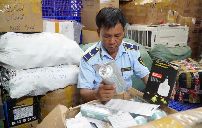 ttxvn_thu hang hoa.jpg