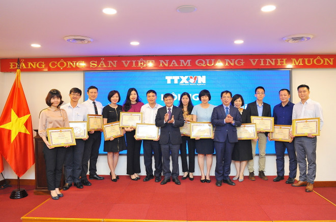 [Photo] TTXVN tổng kết công tác thi đua, khen thưởng năm 2020 ảnh 11