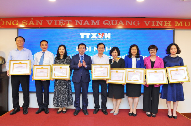 [Photo] TTXVN tổng kết công tác thi đua, khen thưởng năm 2020 ảnh 13