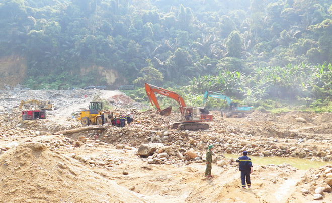 Thừa Thiên-Huế: Nỗ lực tìm kiếm thi thể 11 nạn nhân tại Rào Trăng 3 ảnh 1