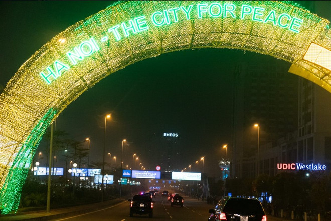 Nhà Trắng đăng ảnh cầu Nhật Tân trên trang fanpage chính thức ảnh 5