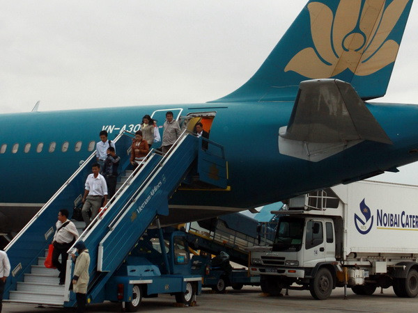 Bay từ TP.HCM-Singapore với giá chỉ từ 190.000 đồng ảnh 1