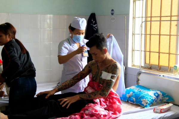 Truy tìm hung thủ vụ ẩu đả tại quán bar làm 5 người thương vong ảnh 2