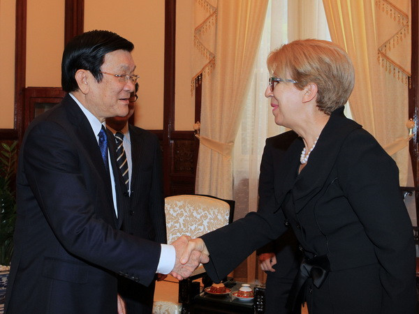 Chủ tịch nước Trương Tấn Sang tiếp Đại sứ Hy Lạp chào từ biệt ảnh 1