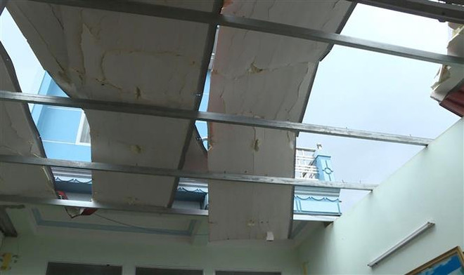 Sơn La: Mưa đá kèm theo gió lốc gây thiệt hại nặng ở Mộc Châu ảnh 2