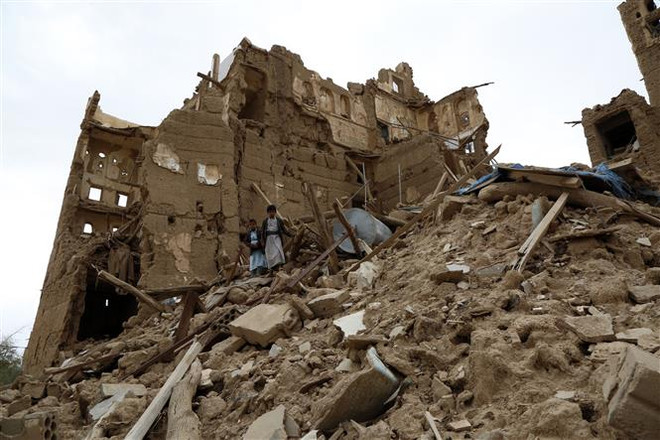 Houthi kết án tử hình 4 phóng viên làm gián điệp cho Saudi Arabia ảnh 1